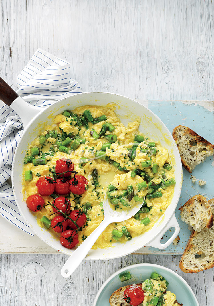 http://sydneymarkets.com.au/recipes/images/asparagus-and-parmesan-scrambled-eggs.jpg